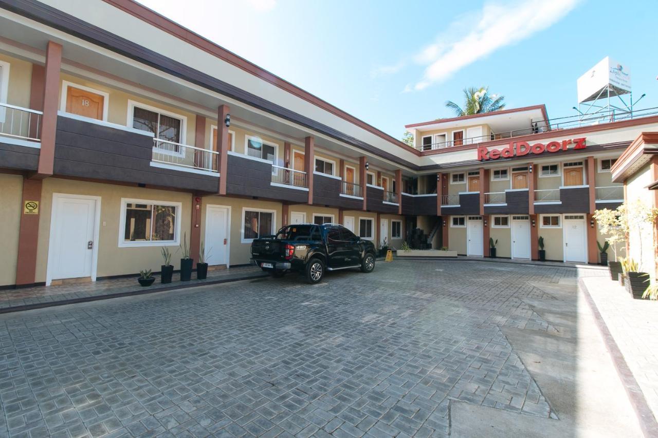 Reddoorz Plus Near Lapasan Plaza Cagayan De Oro Exterior foto